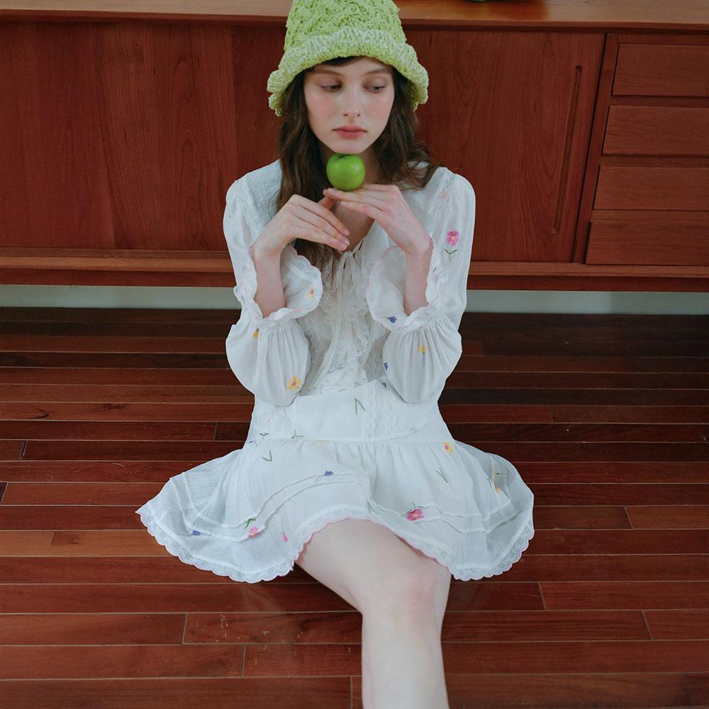 Ceme Adu Cest_Flower Tiered Banding Skirt
