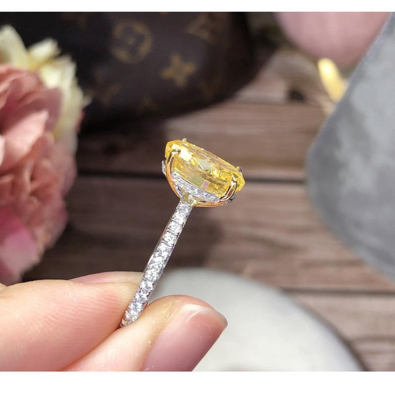 BELLA BOX Taubenei Eis Zirkon Simulation Importiert Hohe Kohlenstoff Diamant Gans Gelb Oval Helle Feuer Farbe Offenen Ring Weibliche