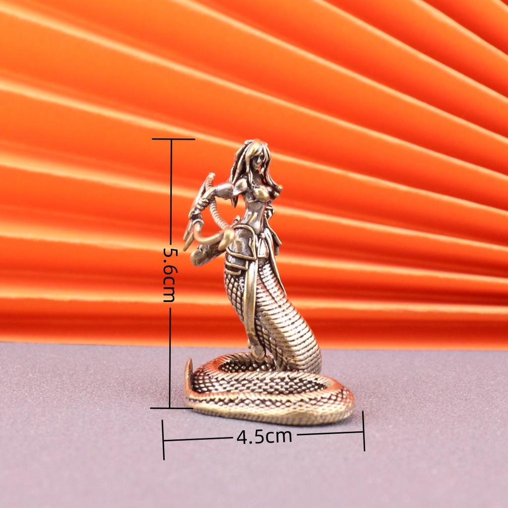 Creative Brass Medusa Ornament Ancient Greek Snake Girl Vintage Crafts Home Office Desktop Tea Pet Ornament