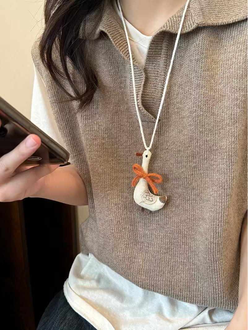 

Ожерелье в виде ретро-кошки: Милое, Детское Обаяние в Простой, Стильной Ключичной Цепочке