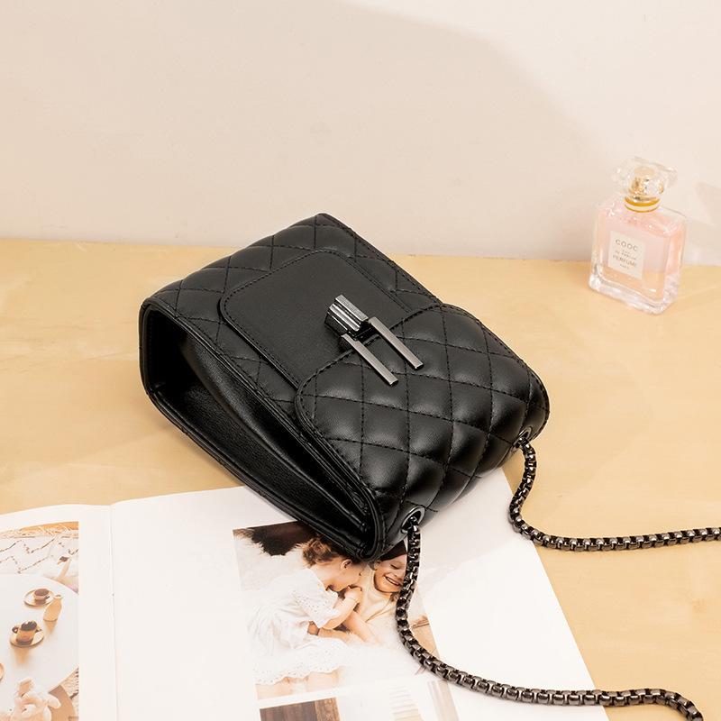 Put Mobile Phone Bag, Women's Messenger Bag, Chain Bag, Soft Leather Women's Bag, Versatile Vertical Change Bag, Diamond Grid Small Bag.
