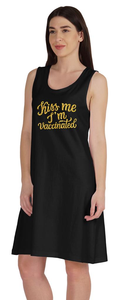 Inkmeso Kiss Me I  M Vaccinated T-shirt Funny Pro Vaccine Summer Scoop Neck