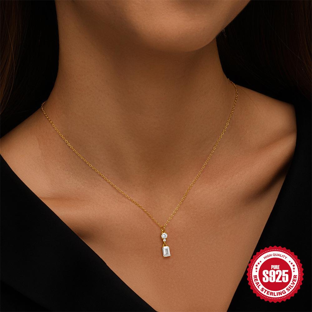 Collier Diamant Carré Argent S925 Femme Simple Géométrique Carré Zircon Super Flash Chaîne Clavicule Port Quotidien
