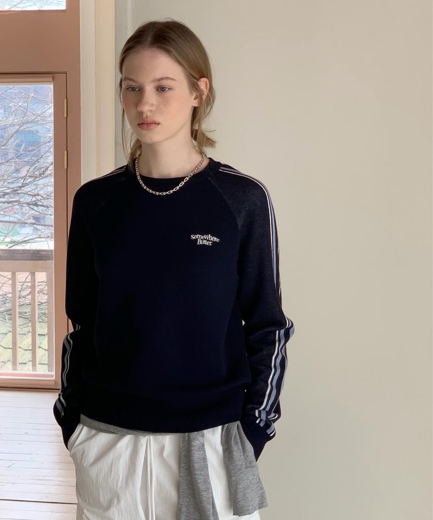 Sseomweeobeoteo Rokie Small Logo Knit - Navy