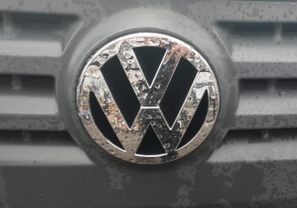 

Передній знак (під оригінал) для Volkswagen Caddy 2004-2010 рр.