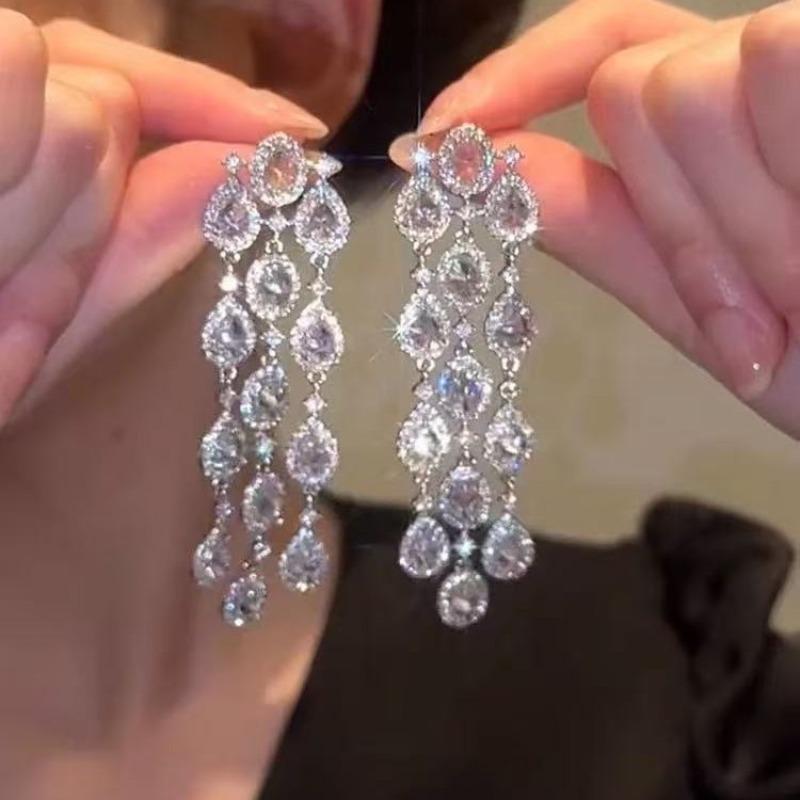 European and American Silver Needle Full Diamond Irregular Earrings Exquisite Luxury Design Earrings Niche Versatile Earrings