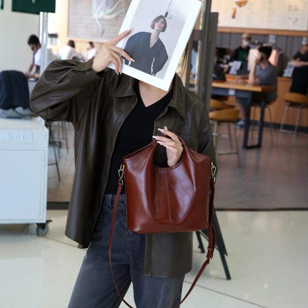 First Layer Cowhide Bucket Bag New Autumn and Winter Retro Hand Improved Genuine Leather One Shoulder Crossbody Women's Bag