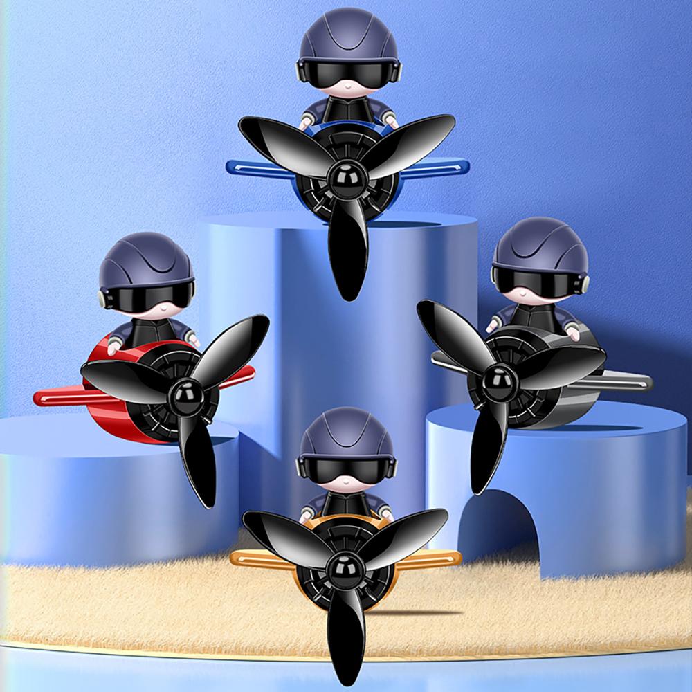 1PCS Car Air Freshener Astronaut Air Outlet Style Car Aromatherapy Lasting Light Fragrance Car Interior Decoration