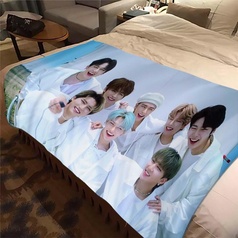 Stray Kids Blanket Soft Sofa Cover Kpop Singer Throw Blanket Flannel Blanket Lightweight Warm Bed Blankets for Bedroom Couch