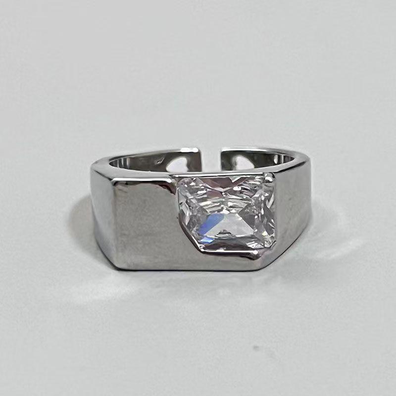 High-End Zircon Cross Ring with French Style for Female Students