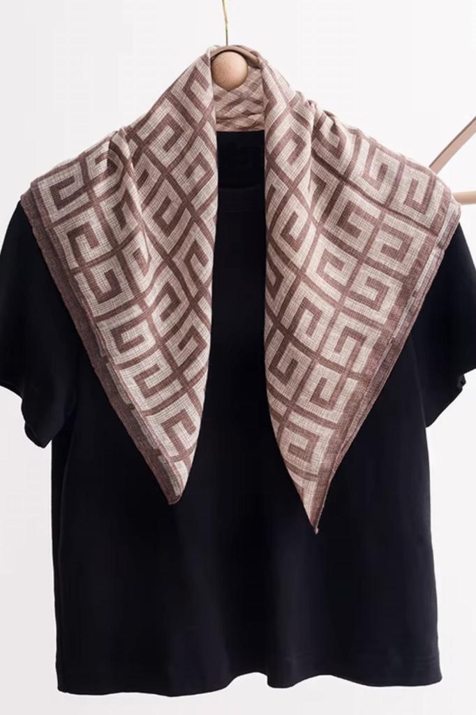Women' Scarf Greek Pattern Brown-Beige 90X90 - Classic Elegance in Retro Style