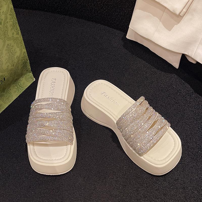 

One-word cool slippers women s 2025 summer platform cross comfortable casual rhinestone fashion with skirt sandals 35 бежевый