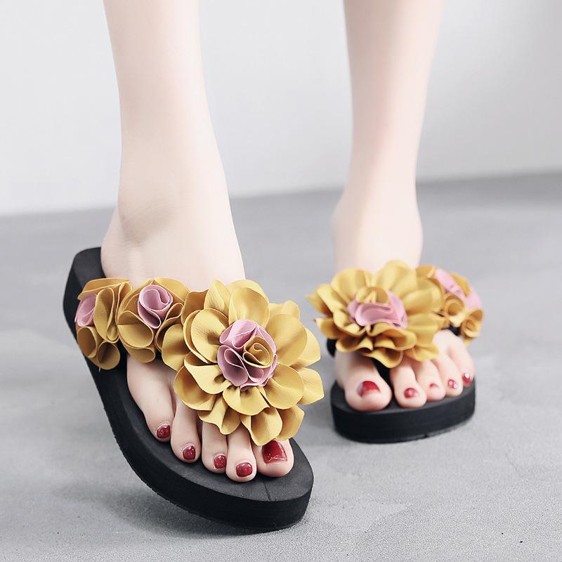 Fashion New Luxury Flower Women's Slippers Summer 3 Cm Thick Bottom Beach Play Beach Slippers Fashion Versatile Exquisite Women's Shoes