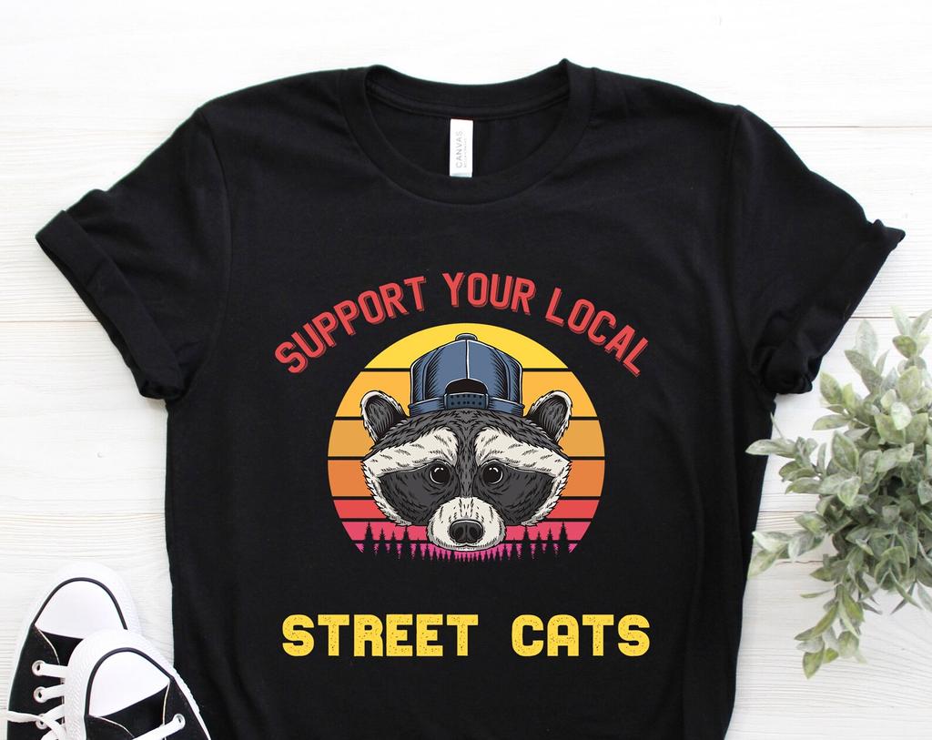 Retro Raccoon Lover T-shirt, Cute Vintage Baby Raccoons Fans Birthday Gift Tshirt Funny Camping Trash Spirit Animal Party Present Tee Shirts