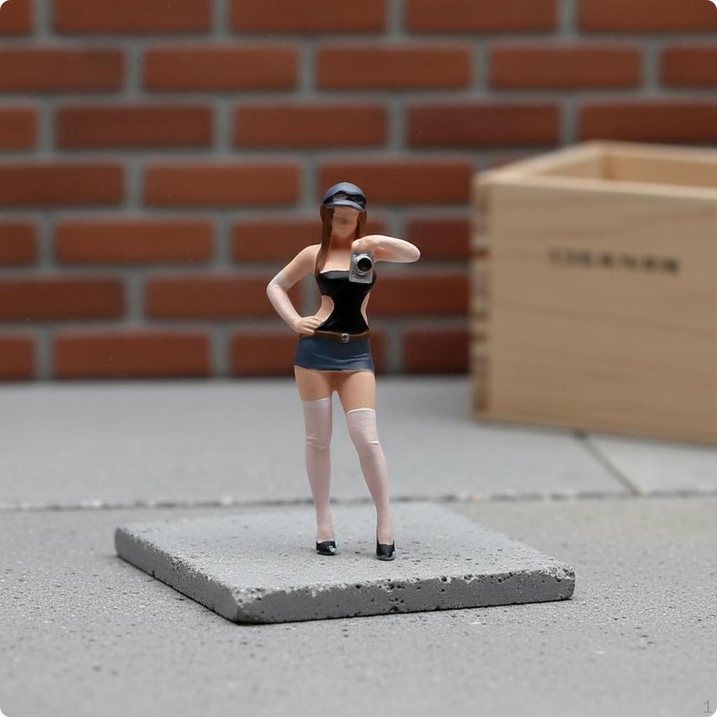 1/64 Scale Woman Model Fine Workmanship Colored Female Figurine Miniature Detailed Photographer