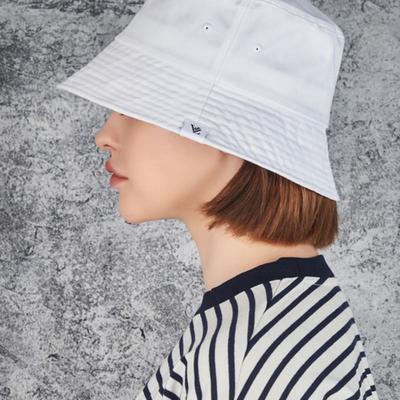 VARZAR Monogram Label Color Bucket Hat White