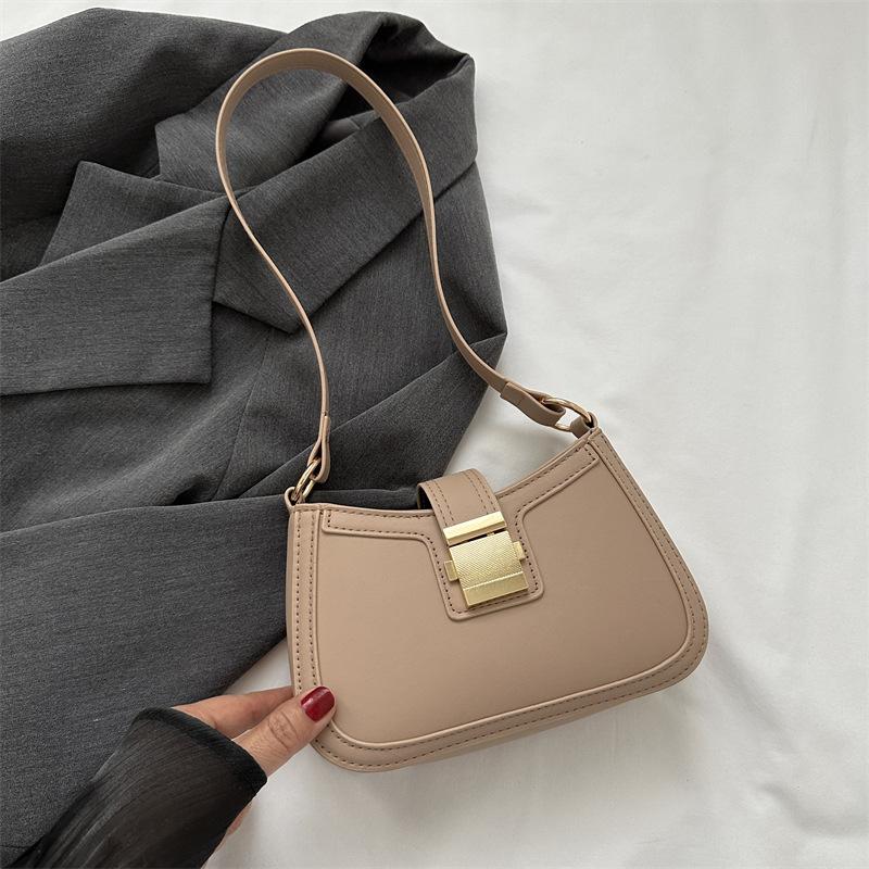 

Тенденційна сумка через плече 2024, нова осіння мода, маленька квадратна сумка, проста сумка, жіноча повсякденна сумка під пахву хакі