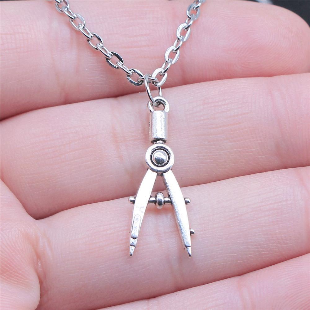 

Vintage Tools Gear Pendant Antique Bronze Metal Friend Collar Necklace Trendy Gift A11-1pcs-11x28mm
