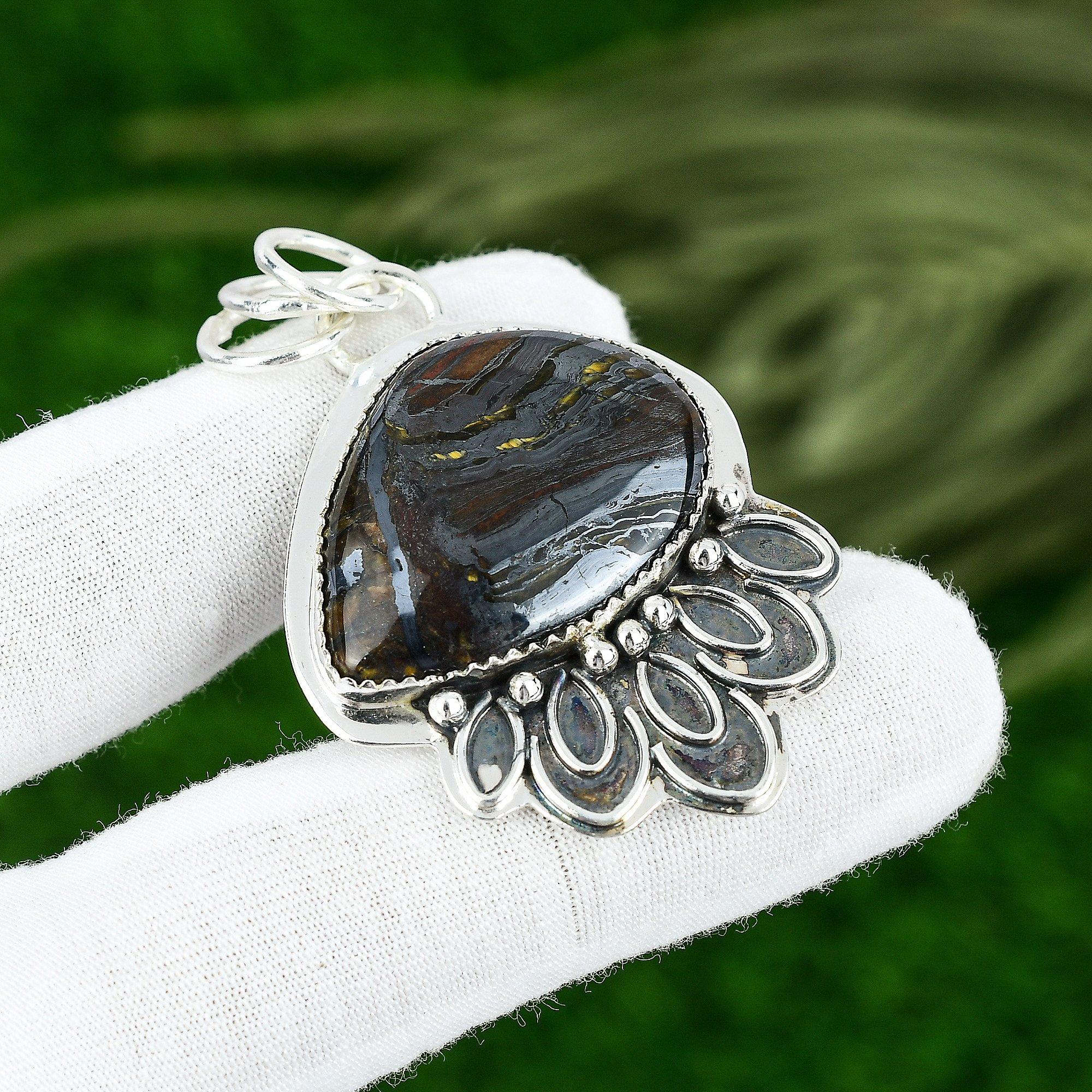 

925 Sterling Silver Trillion Iron Tiger Eye Gemstone Sister New Pendant Jewelry