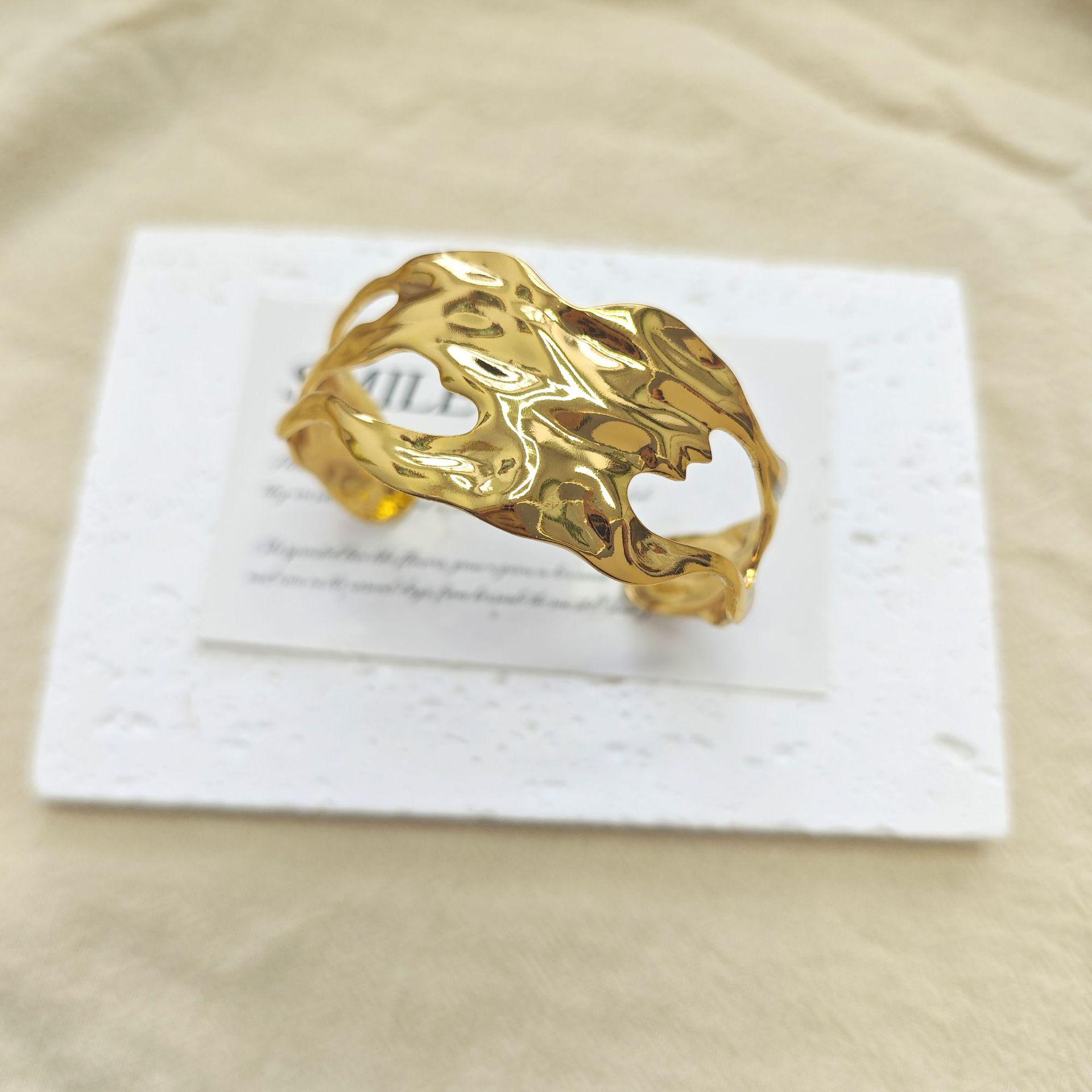 Gold Irregular Hollow Open Bangle for Women - Personalized Textured Hand Jewelry, Niche Design золотой