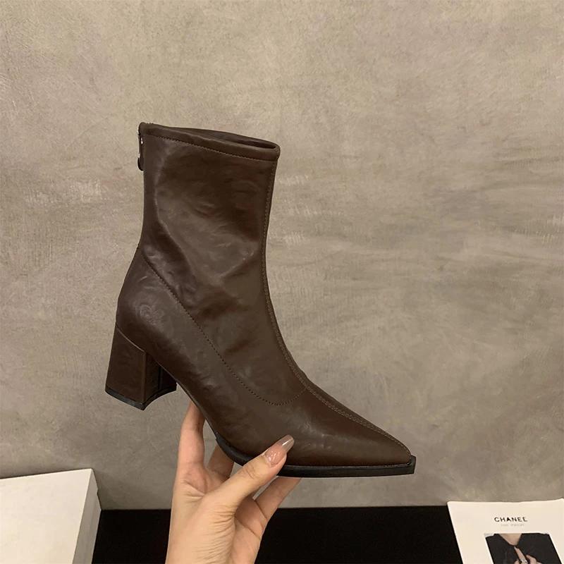 

Designer Retro Women Ankle Fashion Pointed Toe Short Booties Elegant High top Heels for Adult Women Elegant Style 39
