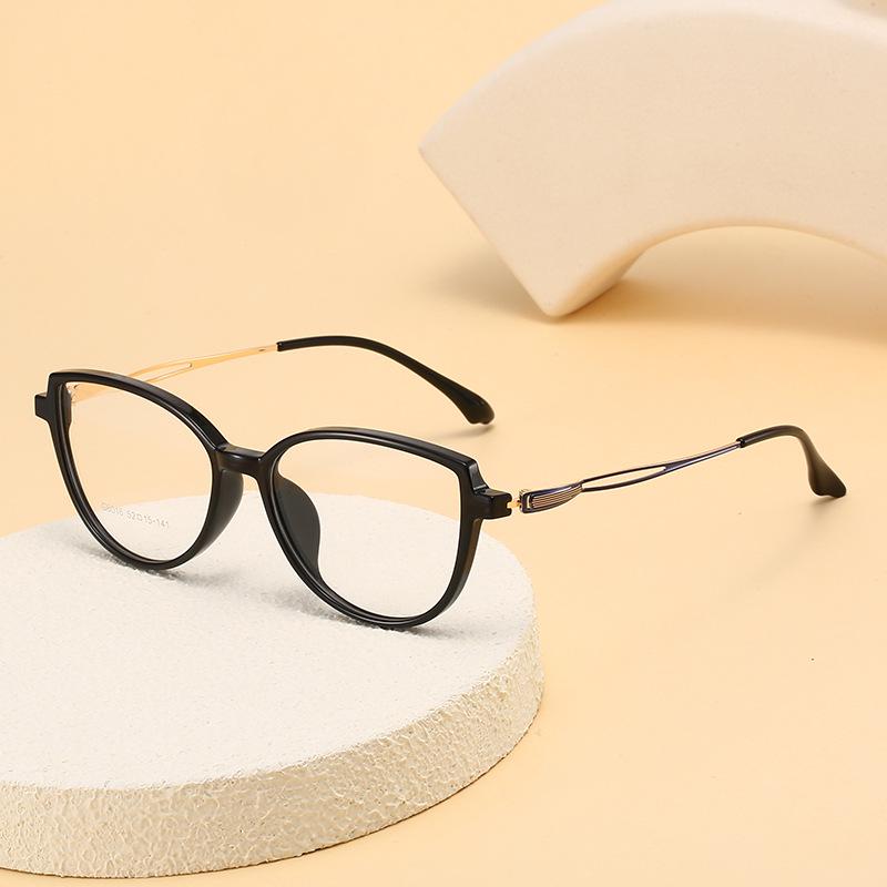 Ultra-Light Elegant Cat-Eye Women s Glasses Frame with Decorative Mirror - Multi-color Options (Model 6016) Translucent Light Purple Frame