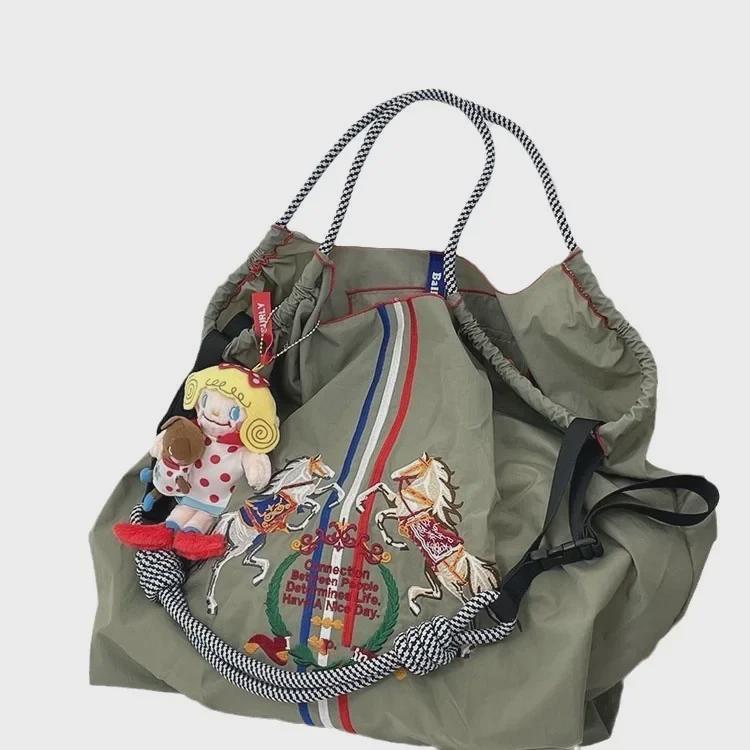 "2023 Eco-Friendly Embroidered Women's Bags: Crossbody, Shoulder, and Shopping Styles"