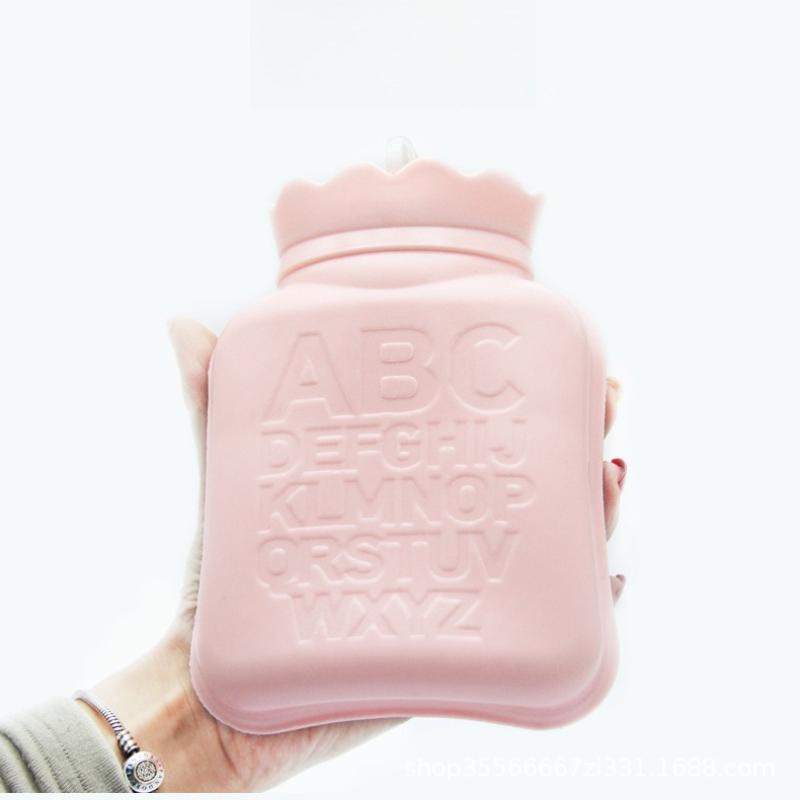 Thick Explosion-proof PVC Hot Water Bag Cartoon Mini Warm Water Bags Rubber Hand Warmer Can Be Used for Feet Hands Shoulders Neck and The Whole Body
