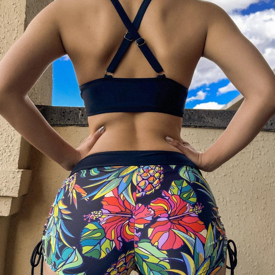 European & American Sporty Bikini: Sexy Bandeau Crop Top with Elegant Back and Split Swimsuit Design