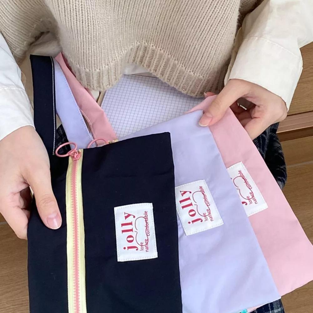 

Handheld Wash Bag Contrast Color Toilet Storage Bag New Women Cosmetic Bag