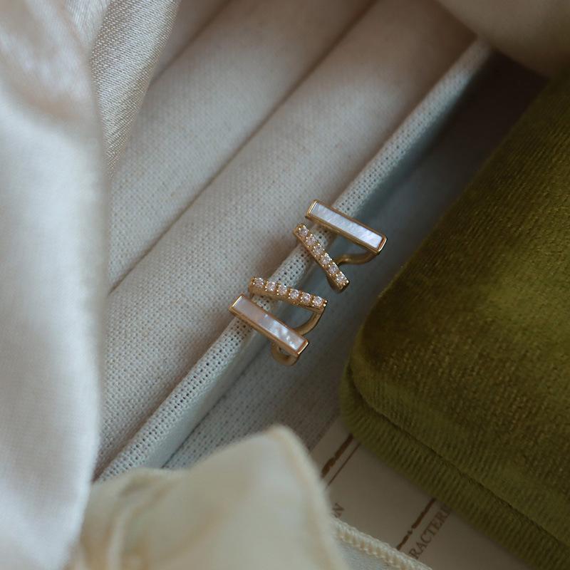 

2023 Двухслойные серьги-пусеты из перламутра - Шикарный геометрический дизайн