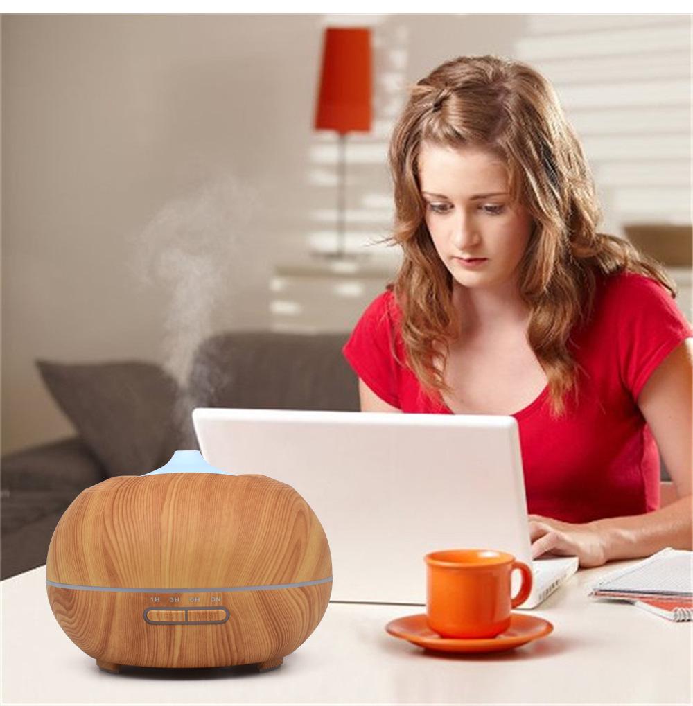Diffusore di Aromi ad Ultrasuoni con Effetto Legno e Luce Colorata, Umidificatore da 400 ml per la Casa