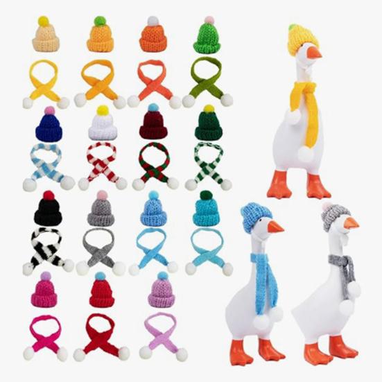 1 Set Goose Statue Mini Knitted Hat with Adjustable Strap Desktop Goose Crochet Cap