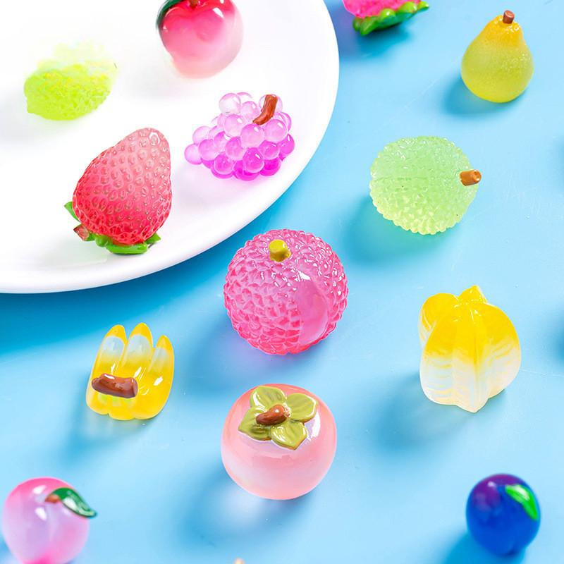10Pcs/lot Multicolors Luminous Fruit Miniatures Glow In the Dark Resin Ornaments Fairy Garden Decoration Micro Landscape