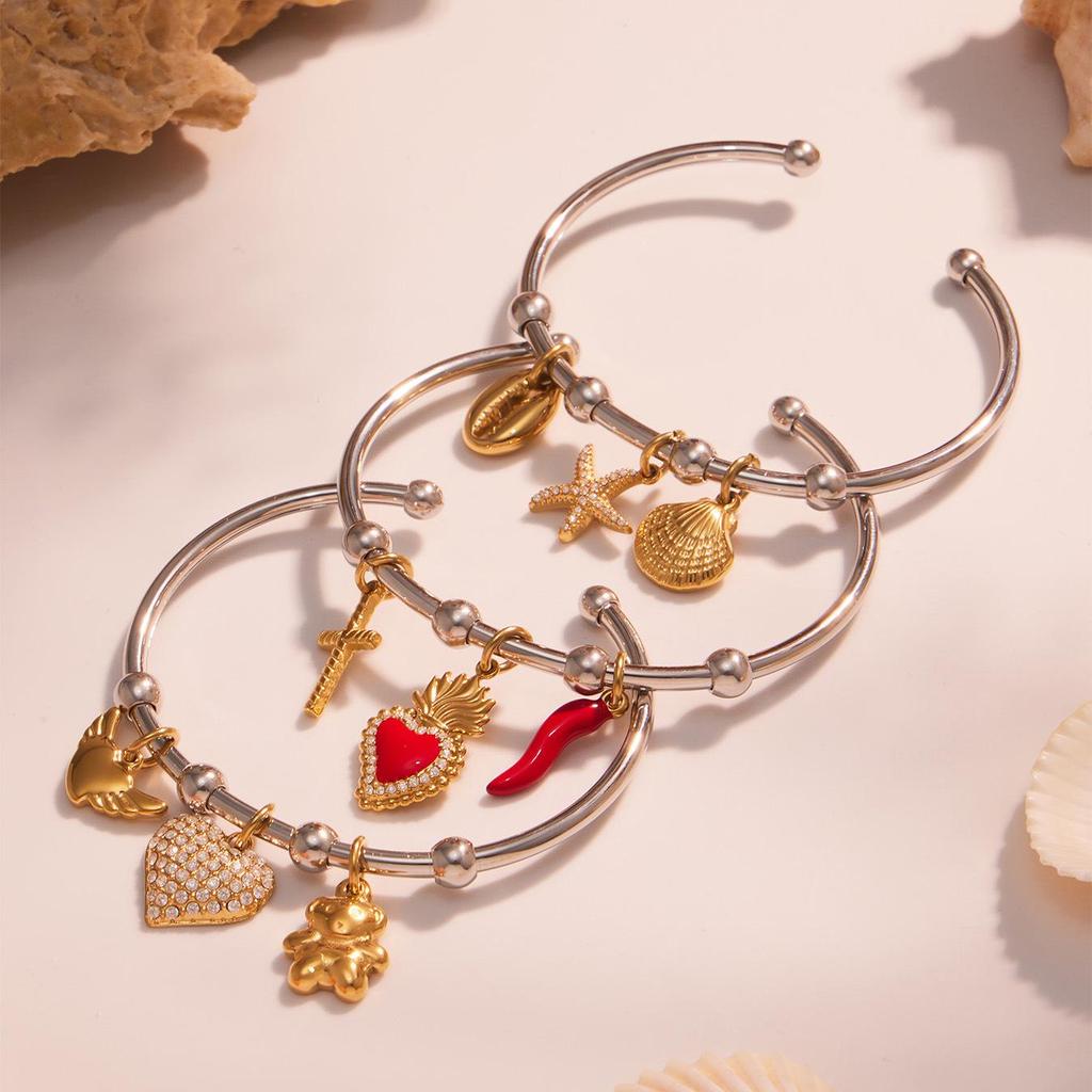 Qiong Yao Geometric Open Cuff & Enamel Heart Bracelet Set - Vacation Style