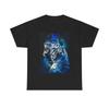 Herren- und Damen-T-Shirts Weißer Tiger heult im Weltraum