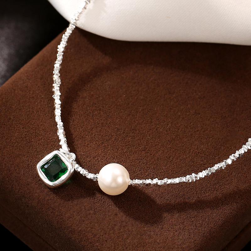 Banyan Tree S925 Silver Luxury Square Bead Anklet - High-End Women's Emerald Foot Jewelry