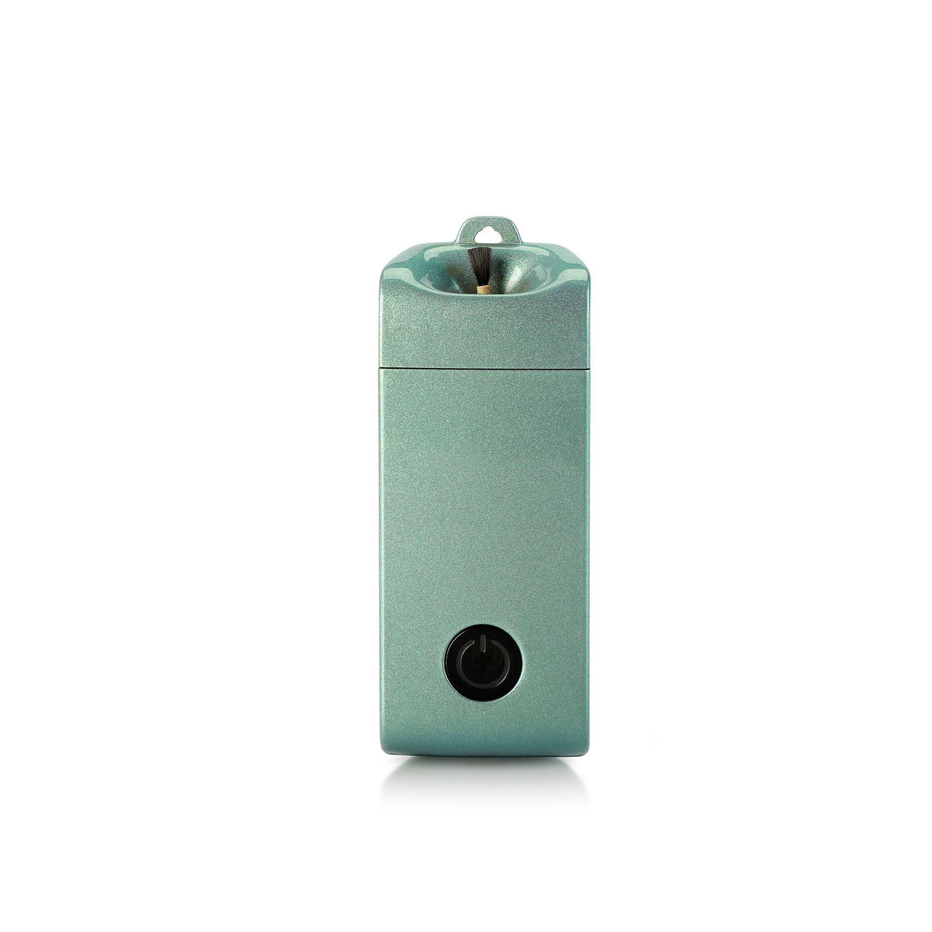 

Portable Neck-Hanging Air Purifier with Anti-Formaldehyde and Negative Ion Generator
