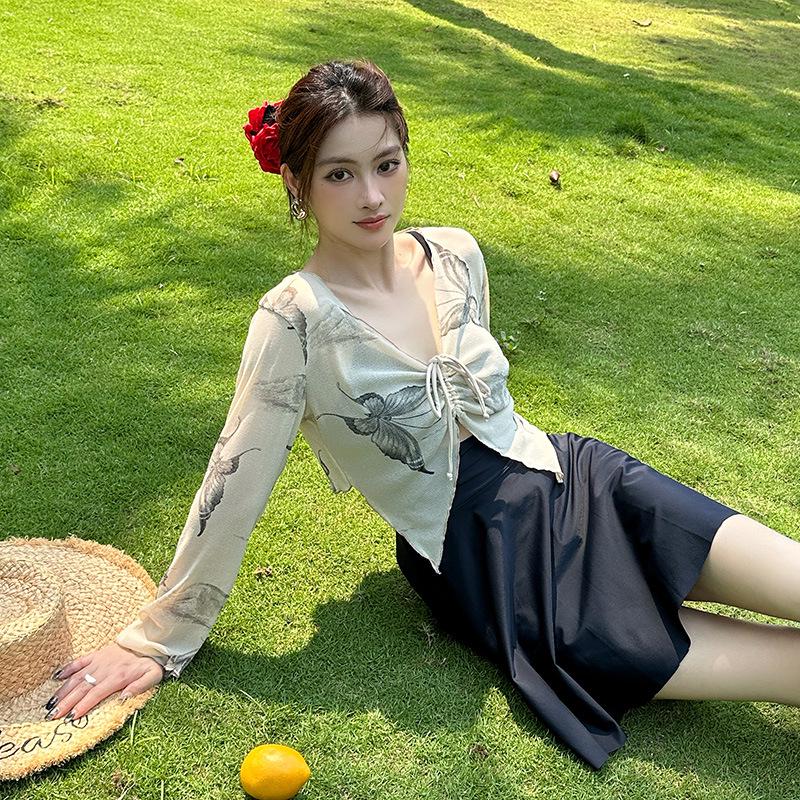 

Женский купальник высокого класса однотонный: Сексуальный слинг, красивая спина, стройнящая накидка с длинным рукавом и солнцезащитой. Small