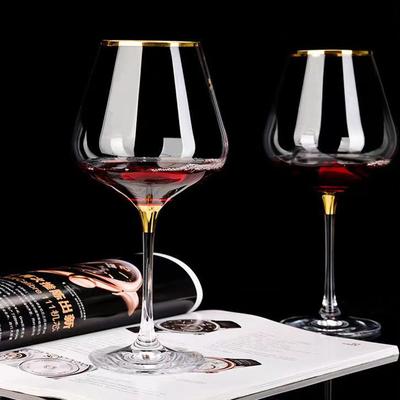 Tazze e bicchieri – Bicchieri e calici