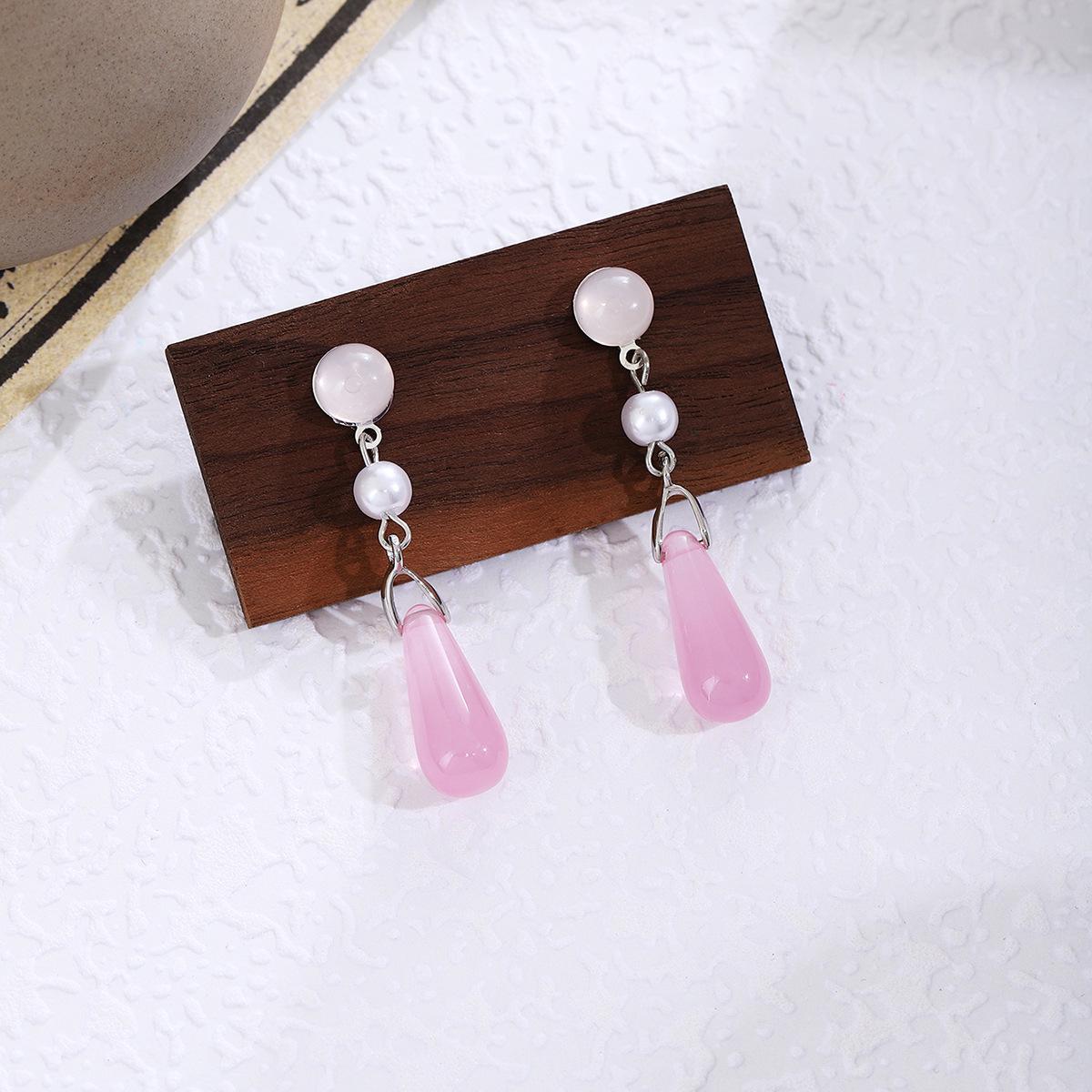 

Elegant Chinese Qipao Style Butterfly Pearl Tassel Earrings for Women