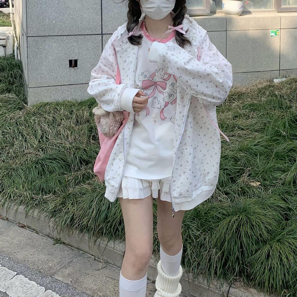 Kawaii Sweet Harajuku hettegenser for kvinner Japansk mote blonder patchwork blomstertrykk Kattebroderi hettegenser med glidelås