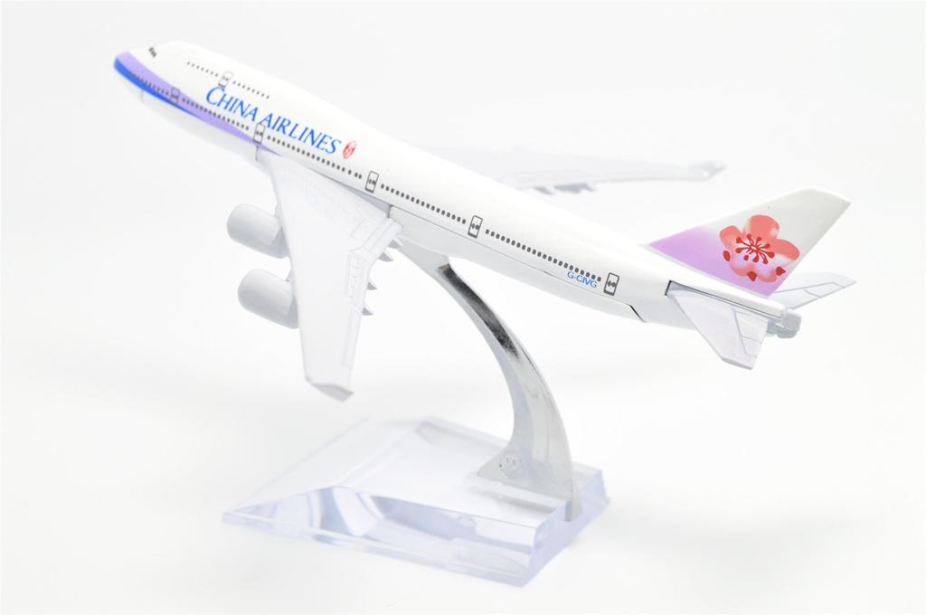 TANG DYNASTY 16cm Taiwan China Airlines Boeing B747 Alloy Airplane Model Toy 1/400
