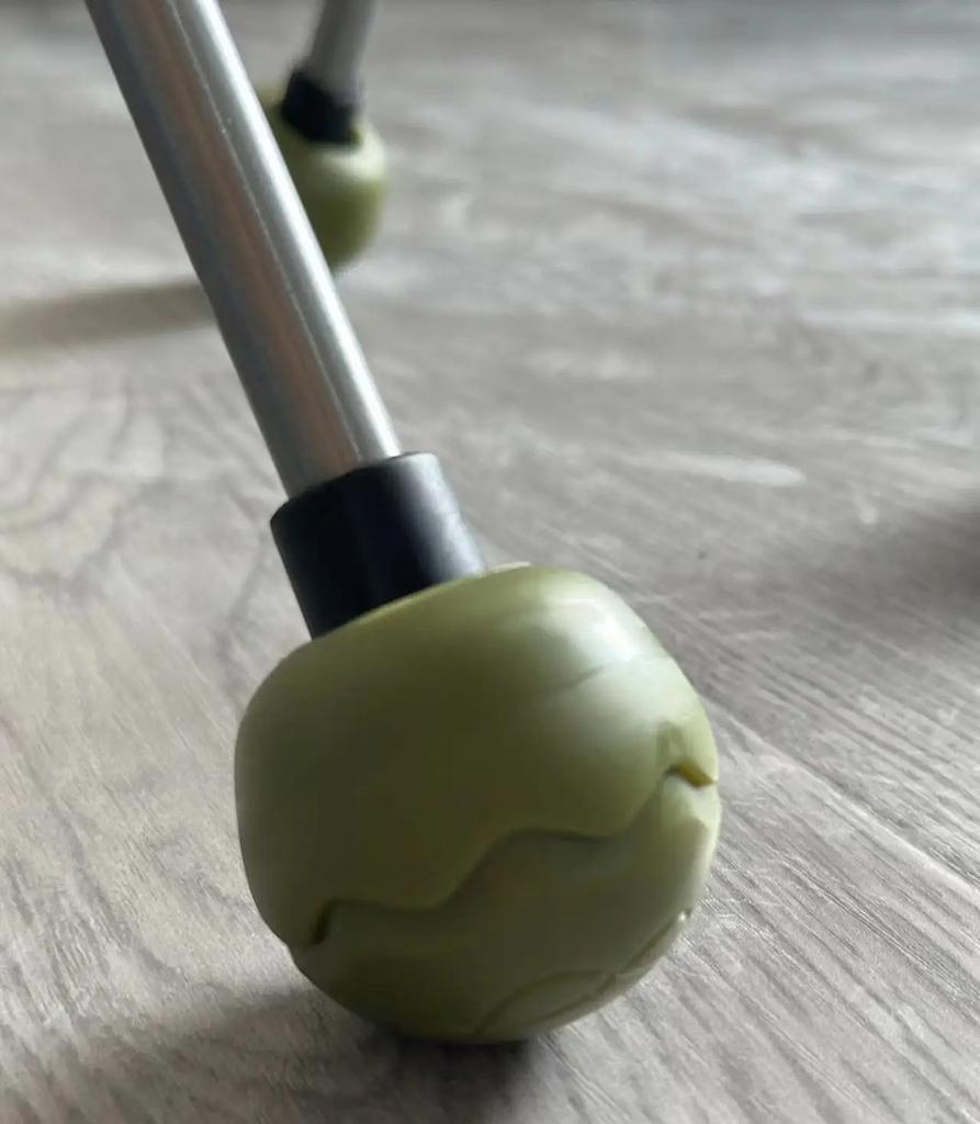 4pcs Moon Chair Foot Cover Camping Chair Foot Protectors Stabilizing Rubber Ball Feet Pad For Outdoor Camping Chair Leg Covers.