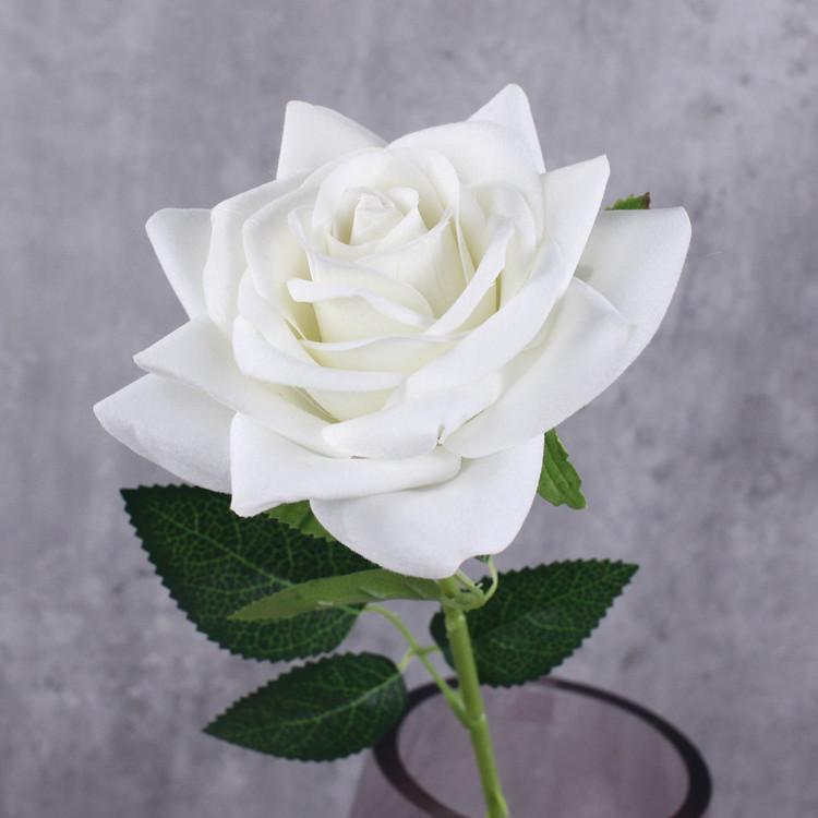 Sametově červená růžová růže Větve Simulační květiny Bar Kavárna Dekorace Umělá květina Falešná růže el Stolní dekorace Rostlina