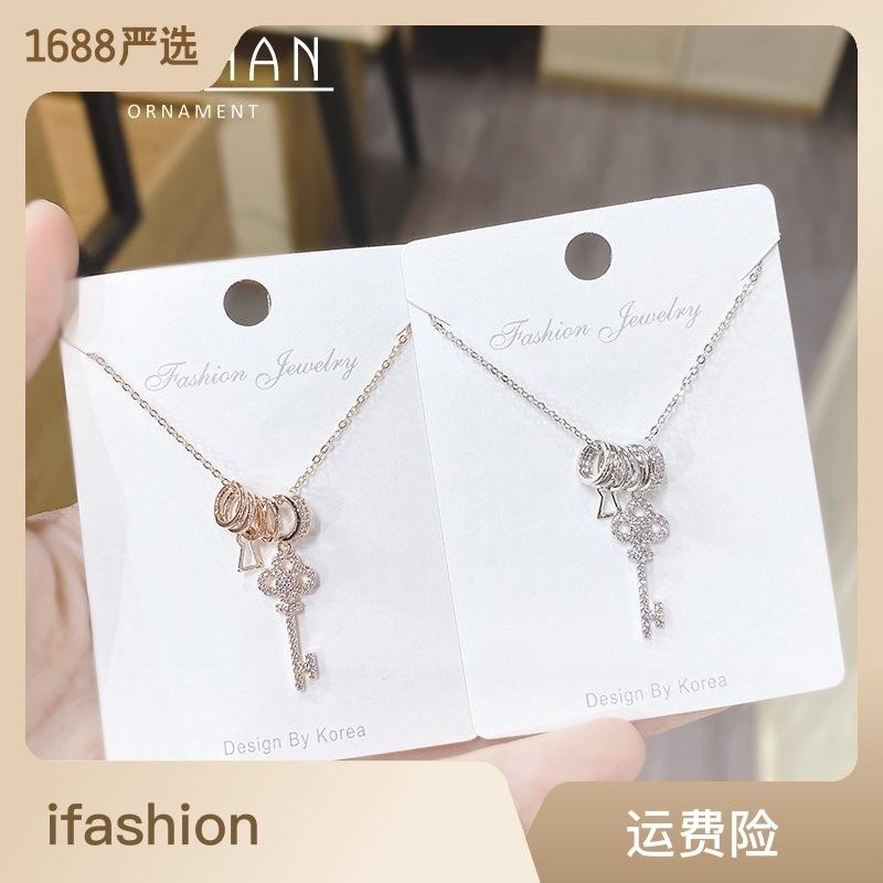 

Новые модные персонализированные ожерелья. Модные подвески в стиле. Модные ожерелья в стиле ретро-ретро.