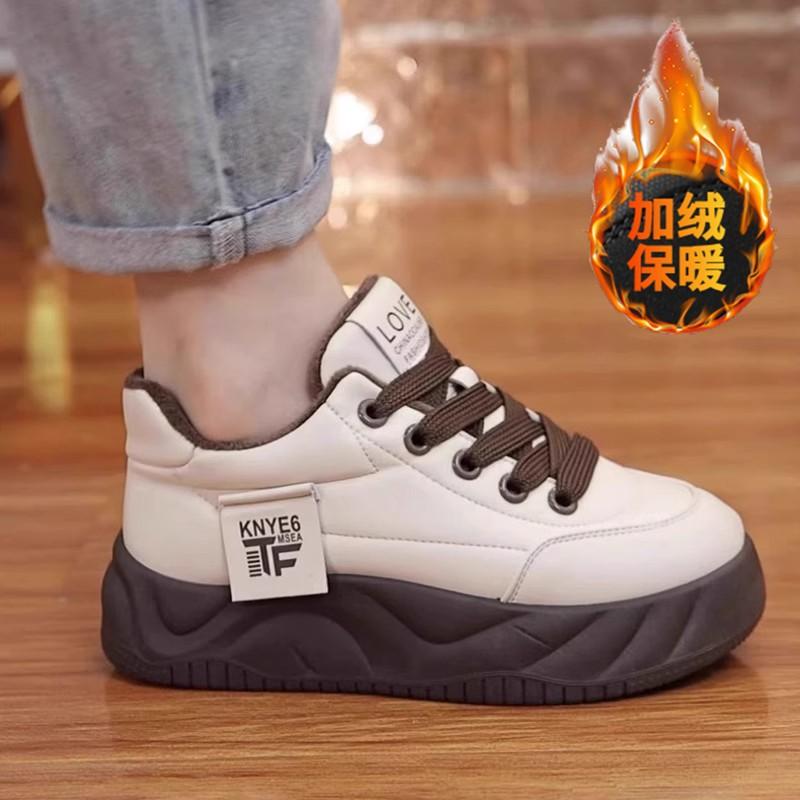 

Туфли женские из мягкой кожи и бархата в британском стиле, зимняя новая универсальная обувь на плоской подошве, повседневные туфли на платформе из хлопка, прилив 40