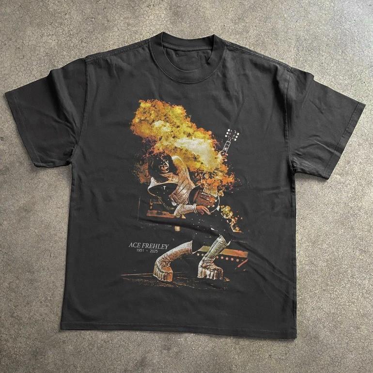 ACE FREHLEY ROCK N ROLL РЕТРО ГРАФИКА УНИСЕКС ФУТБОЛКА S-5XL Унисекс Футболка S