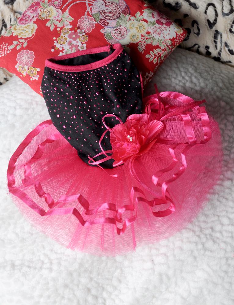 Baffy Pet Clothing: Stylish Cat & Dog Apparel and Skirts
