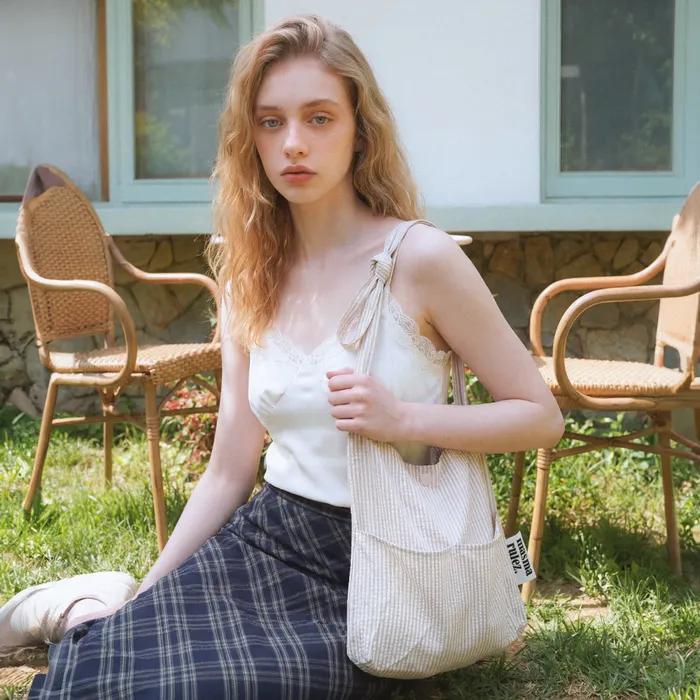 Snack eco crossbag_Pencil line beige